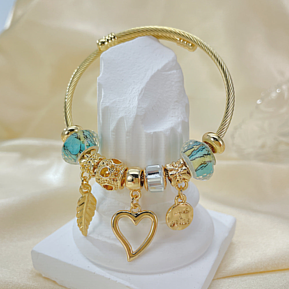 Bracciale Geometrico Cuore – Design Aperto